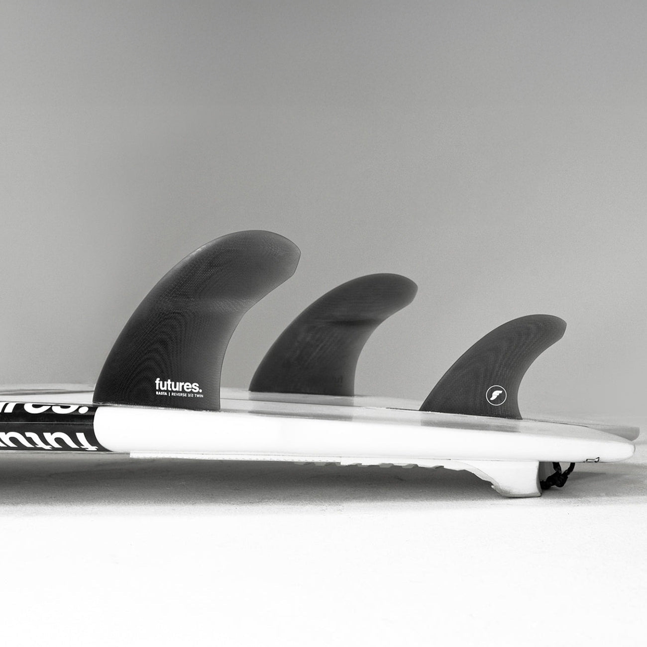 Futures Fins Rasta Reverse 3/2 Twin + 1 Fin Set