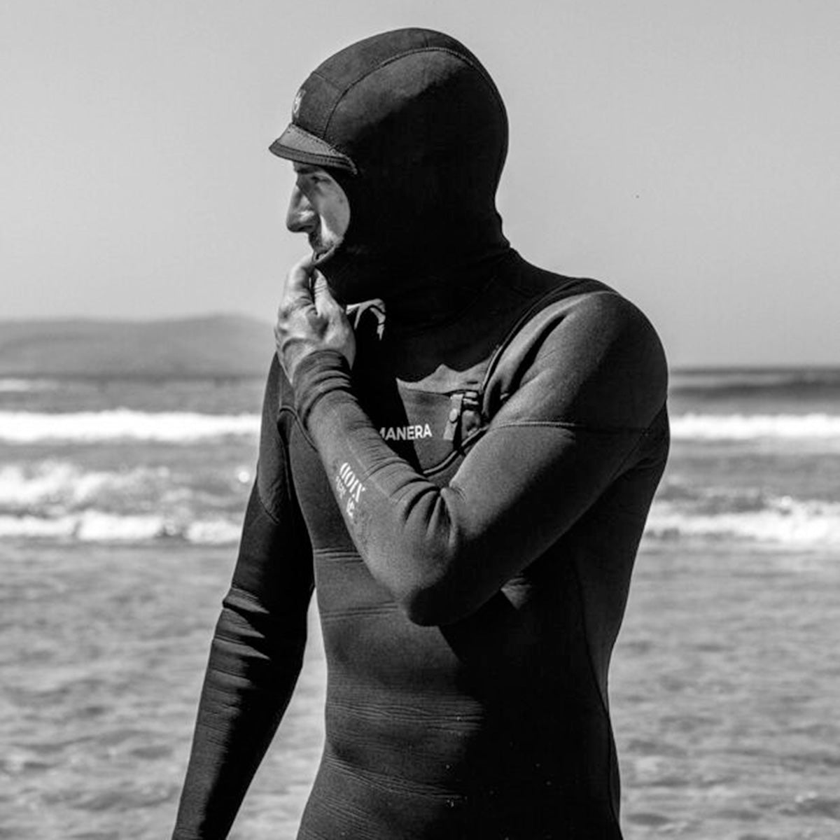 Manera X10D Meteor 4/3 Hooded Chest-Zip Wetsuit
