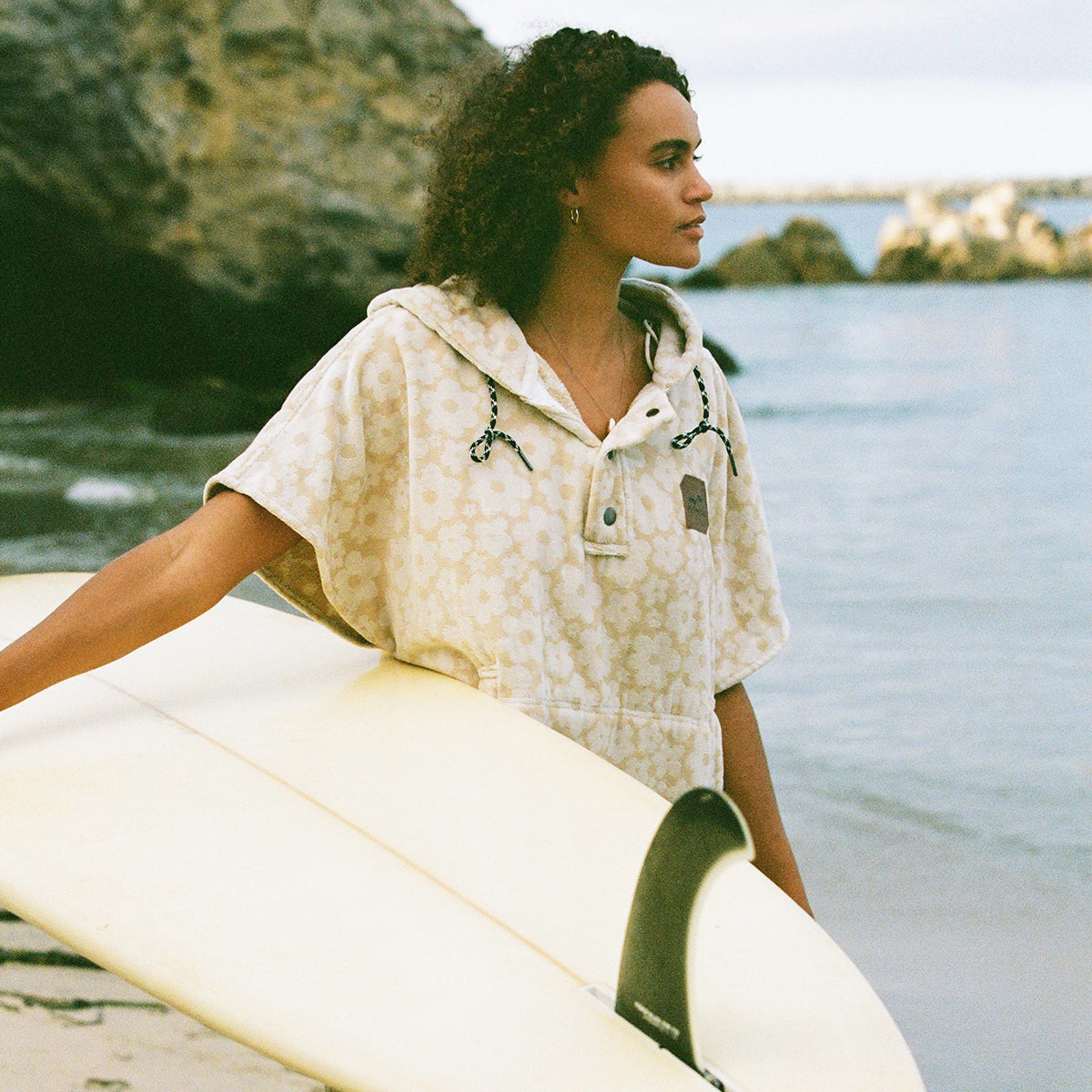 Slowtide Ginny Hooded Changing Poncho