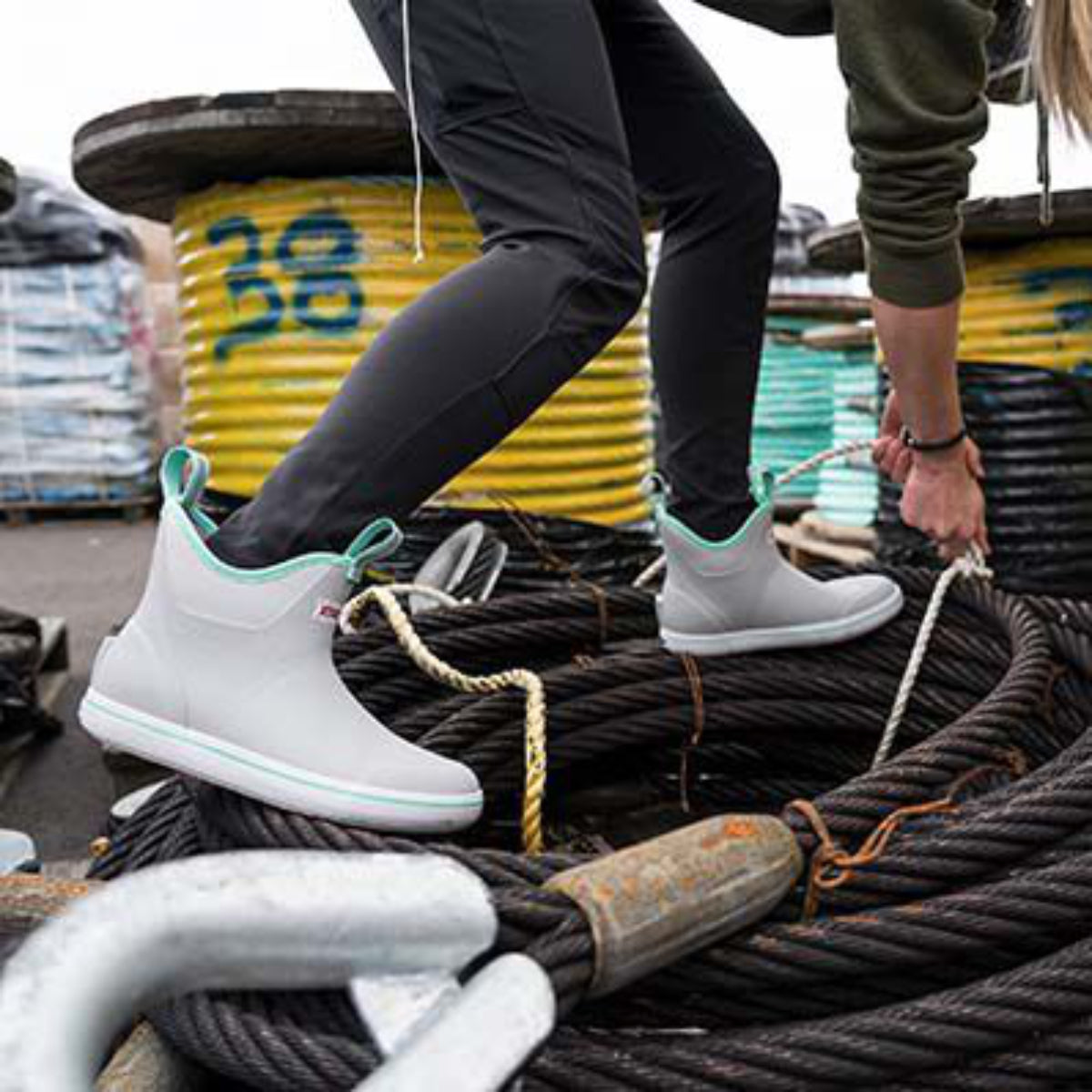 XTRATUF Women's 6'' Ankle Deck Boots